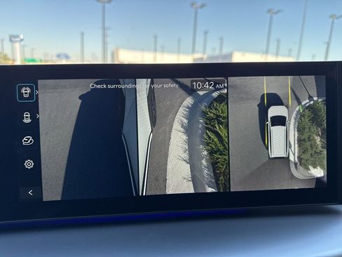 New 2026 Hyundai Ioniq 9 SEL image 29