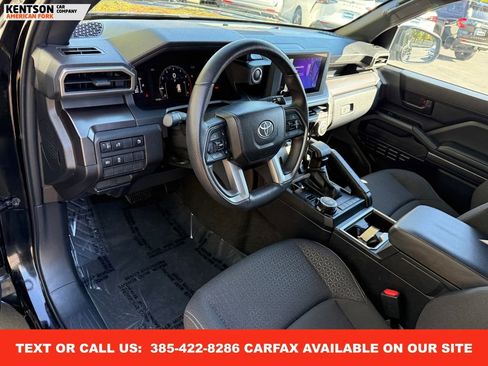 Used 2025 Toyota 4Runner SR5 image 30