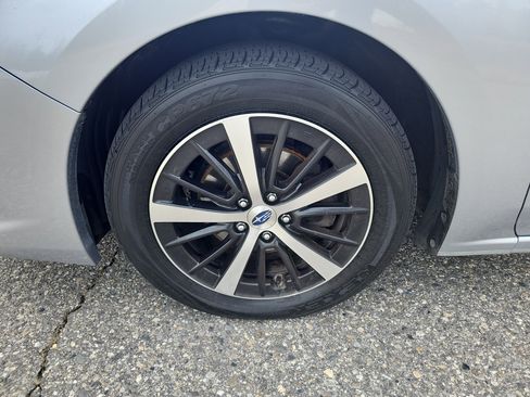 Used 2023 Subaru Impreza Premium AWD/4WD image 12