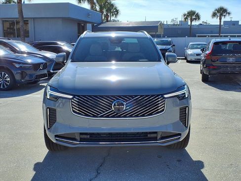New 2026 Volvo XC90 B6 Plus w/ Protection Package Premier image 2