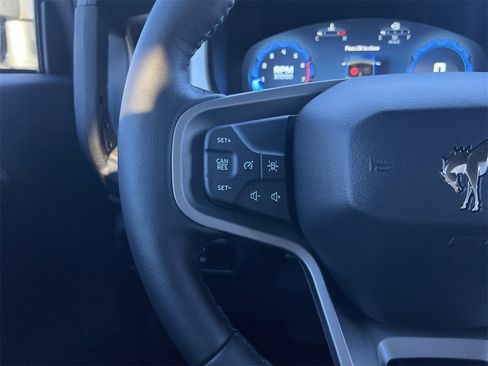 New 2025 Ford Bronco Outer Banks image 11