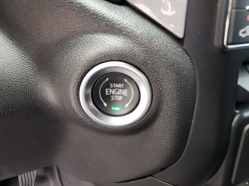 Used 2024 Chevrolet Silverado 1500 Custom w/ Turbomax Blackout Package image 9