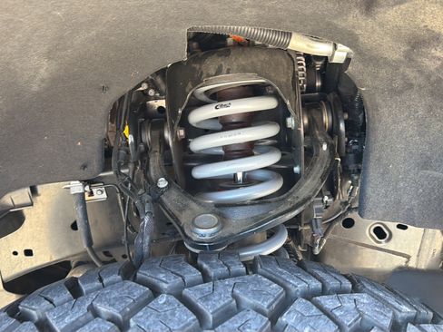 Used 2025 Ford F150 Raptor AWD/4WD image 10