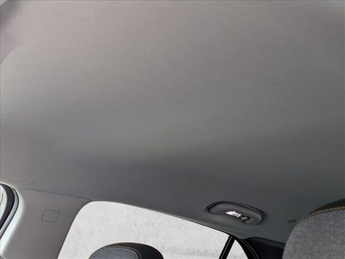 Used 2024 Chevrolet Equinox LT image 13