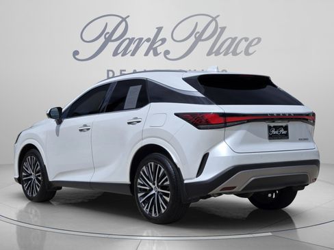 Used 2024 Lexus RX 350 Premium Plus w/ Convenience Package FWD image 3