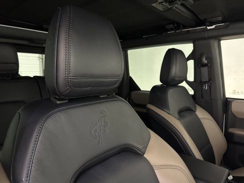 Used 2022 Ford Bronco Wildtrak image 37