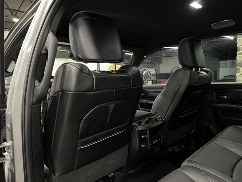 Used 2024 RAM 3500 Limited AWD/4WD image 27