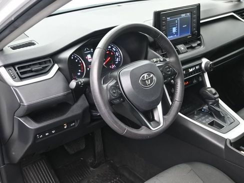 Certified 2022 Toyota RAV4 XLE w/ Convenience Package image 19