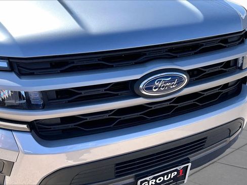 Used 2023 Ford Expedition XLT RWD image 28