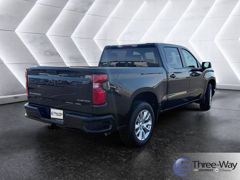 Certified 2024 Chevrolet Silverado 1500 Custom image 5