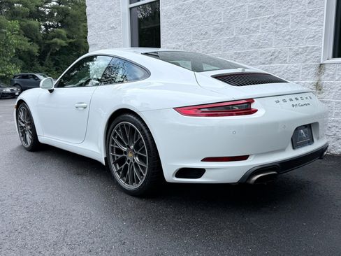Used 2017 Porsche 911 Carrera 4 AWD/4WD image 11
