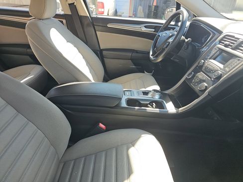 Used 2018 Ford Fusion S image 15