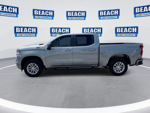 Used 2024 Chevrolet Silverado 1500 RST w/ Z71 Off-Road Package AWD/4WD image 5