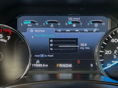 Used 2017 Ford F150 Platinum w/ Equipment Group 701A Luxury image 22