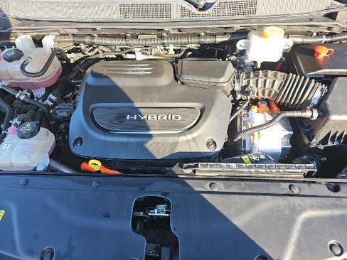 Used 2021 Chrysler Pacifica Touring-L image 15