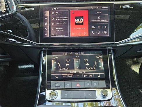 New 2025 Audi Q8 Premium w/ Black Optic Package image 11