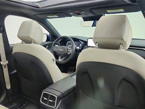 Used 2025 Genesis G70 3.3T Advanced w/ Sport Prestige Package image 27