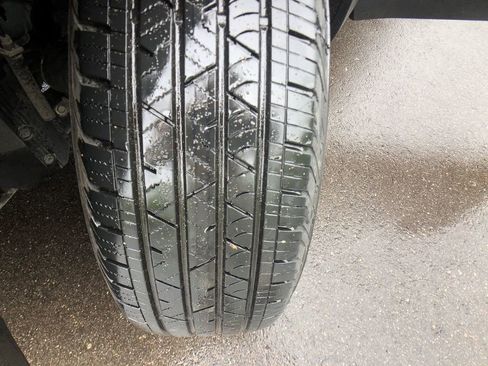 Used 2019 GMC Acadia SLE image 12