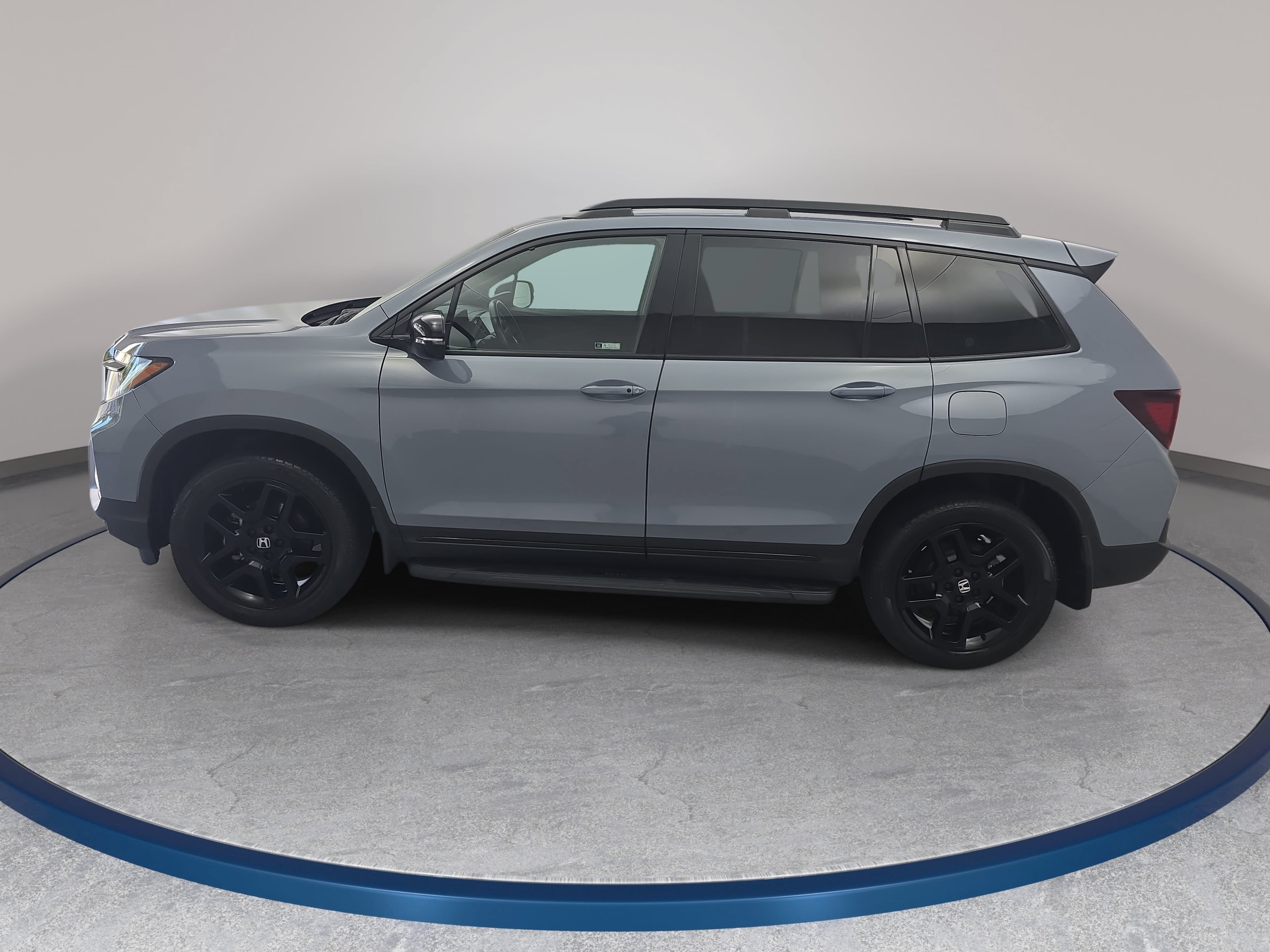Used 2024 Honda Passport Black Edition image 8