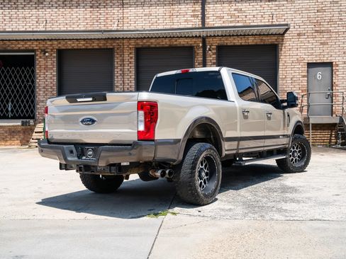 Used 2017 Ford F250 Lariat w/ Chrome Package AWD/4WD image 2