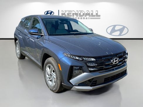 New 2026 Hyundai Tucson SE image 1