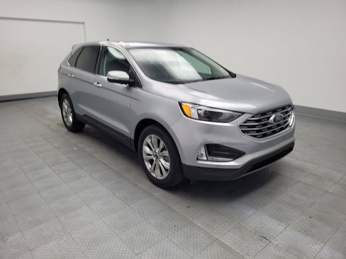 Used 2024 Ford Edge Titanium image 13
