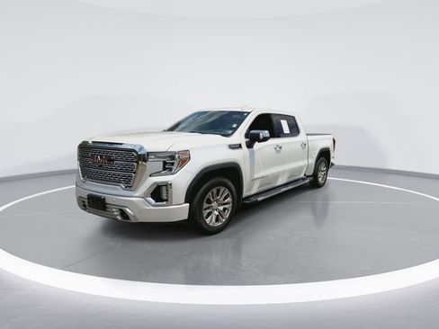 Used 2020 GMC Sierra 1500 Denali w/ Technology Package AWD/4WD image 4