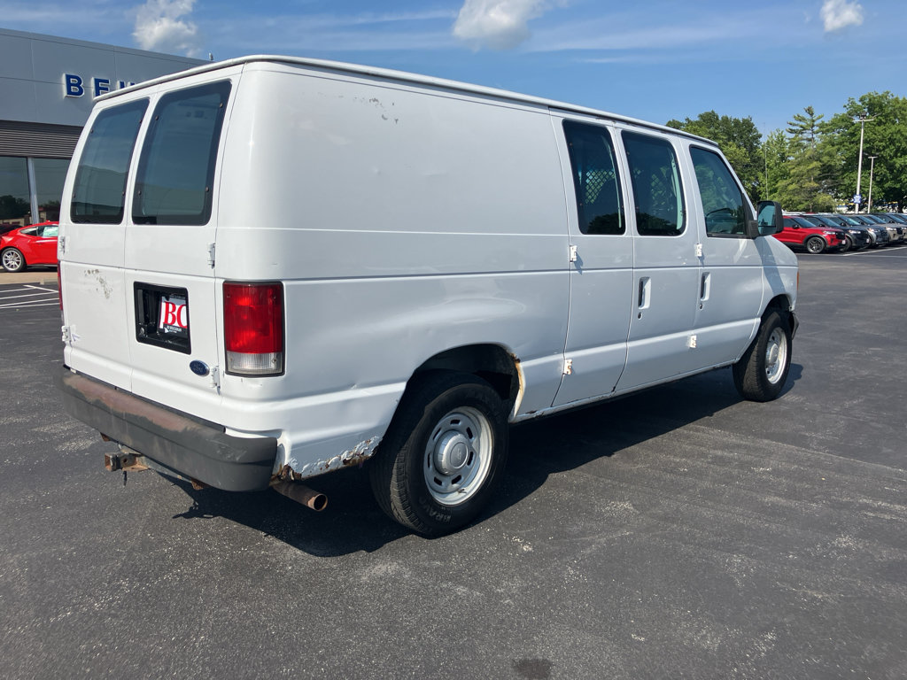 Used 2005 Ford E-150 and Econoline 150 RWD image 6