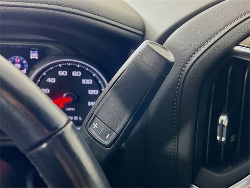 Used 2022 Chevrolet Silverado 1500 High Country image 23