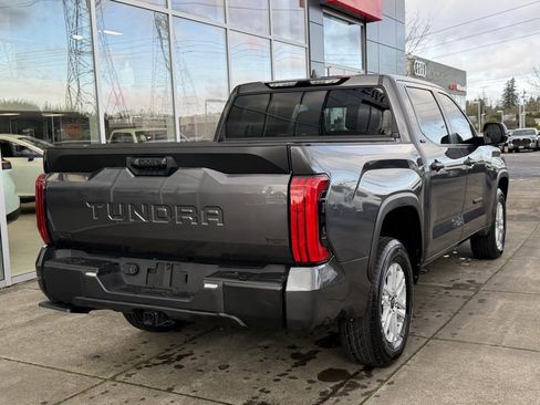 Used 2025 Toyota Tundra SR5 image 7