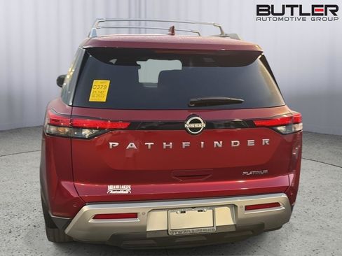 Used 2022 Nissan Pathfinder Platinum w/ Cargo Package FWD image 8