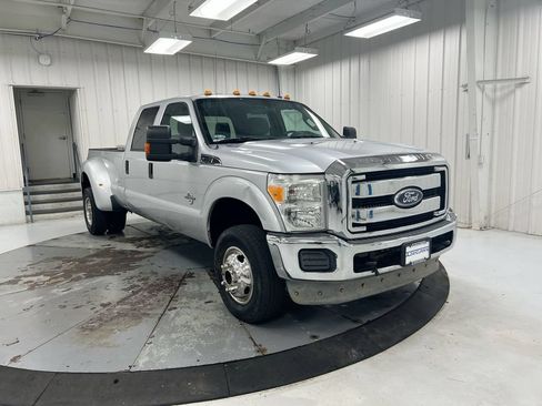 Used 2012 Ford F350 XLT AWD/4WD image 2