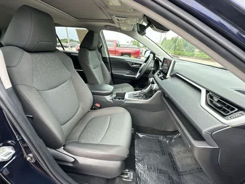 Used 2024 Toyota RAV4 XLE w/ Convenience Package AWD/4WD image 22