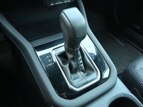 Used 2025 Subaru Forester Limited w/ Popular Package #2 image 27