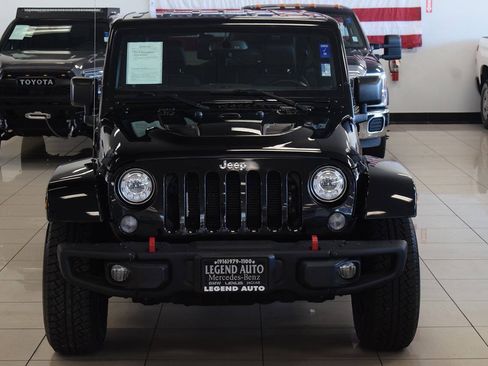 Used 2017 Jeep Wrangler Rubicon AWD/4WD image 32