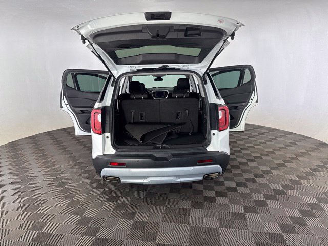 Used 2023 GMC Acadia SLE FWD image 28