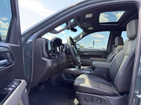 Certified 2026 Chevrolet Silverado 1500 ZR2 w/ Dark Appearance Package AWD/4WD image 14