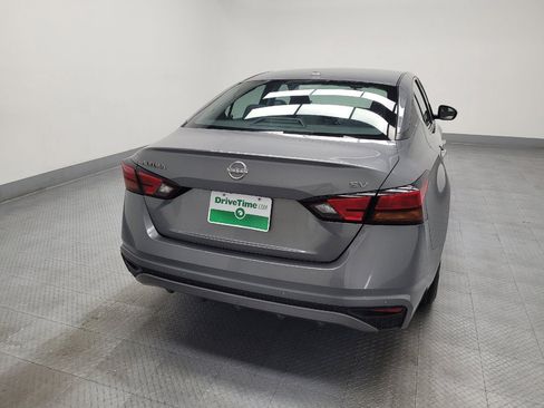 Used 2023 Nissan Altima 2.5 SV image 7