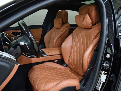 Used 2023 Mercedes-Benz S 580 4MATIC Sedan image 9