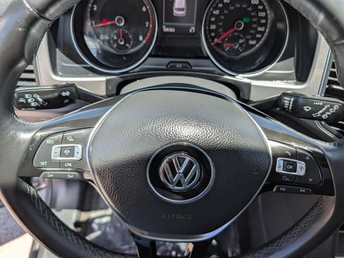 Used 2018 Volkswagen Atlas SE FWD image 19