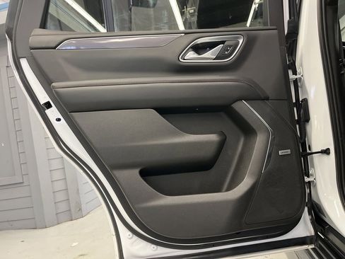 Used 2021 Chevrolet Tahoe RST w/ Luxury Package image 33