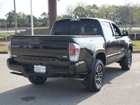 Used 2023 Toyota Tacoma TRD Sport AWD/4WD image 18