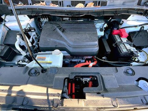 Certified 2024 Nissan Leaf SV Plus image 28