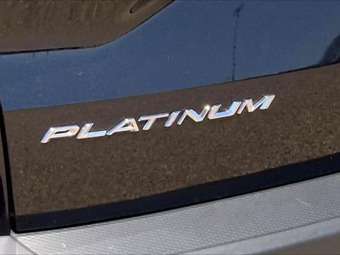 Certified 2025 Ford Escape Platinum AWD/4WD image 10