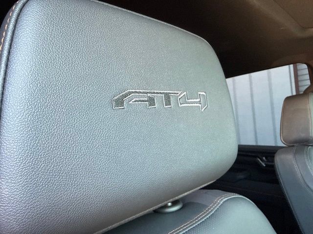 Used 2024 GMC Sierra 2500 AT4 w/ AT4 Premium Plus Package AWD/4WD image 26