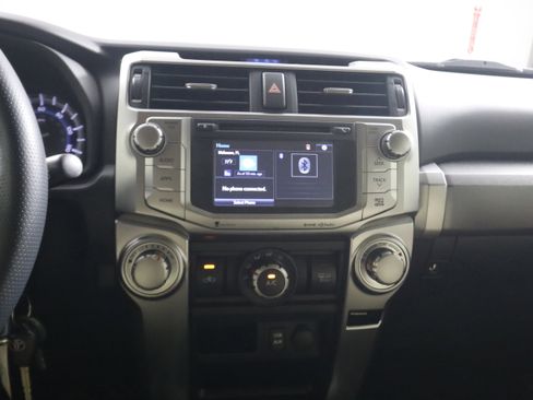 Used 2016 Toyota 4Runner SR5 Premium image 19