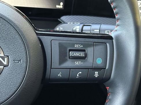 Certified 2025 Nissan Kicks SR image 24