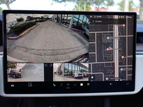 Used 2022 Tesla Model X AWD/4WD image 48