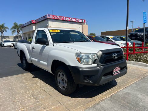 Used 2014 Toyota Tacoma 2WD Regular Cab image 3