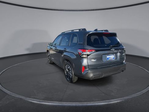 Used 2025 Subaru Forester Limited AWD/4WD image 7